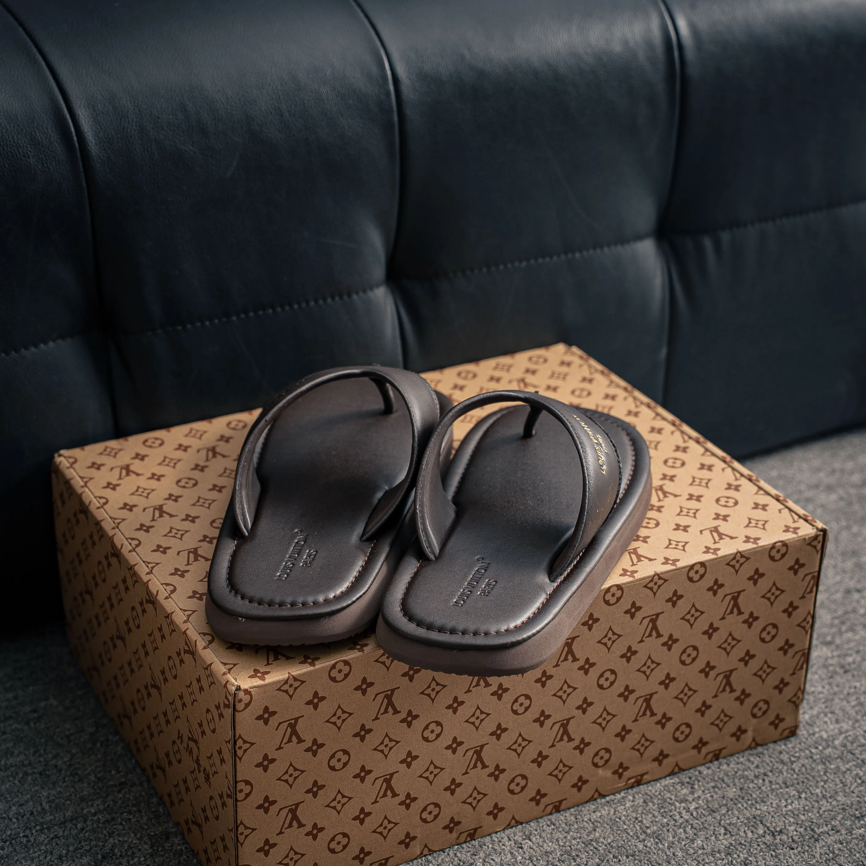 # LOUIS VUITTON ｜ 2026ss LOUIS VUITTON Venice Cowhide Leather Shoes Shoes Sandals 。 Cowhide Leather ，Shoes